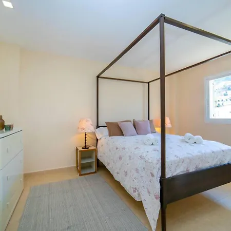 Morret Moraira By Cabrera Homes Teulada
